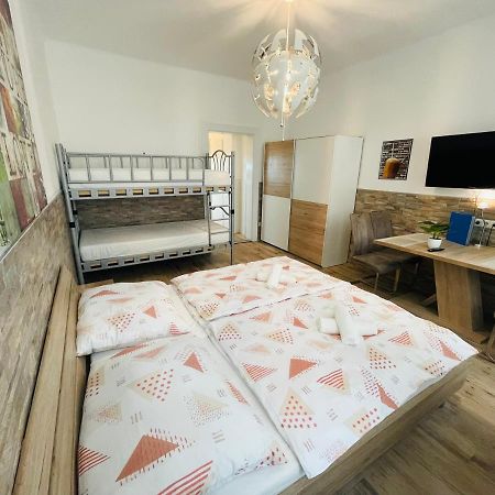 Flatprovider Hp Apartment Viena Exterior foto